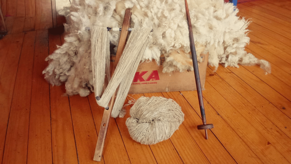 Lana en distintos procesos de producción.